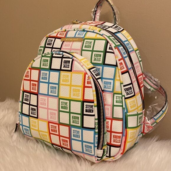 NWT Steve Madden Bjordan White Floral Logo Backpack - w/ Matching Wristlet - Picture 6 of 17